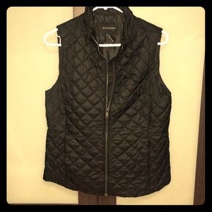 Banana Republic Slim Puffer Quilted Vest